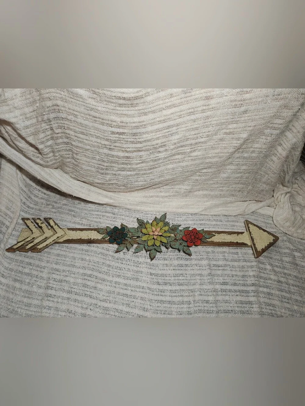 Floral Wooden Arrow Wall Decor in Cream, Green & Red